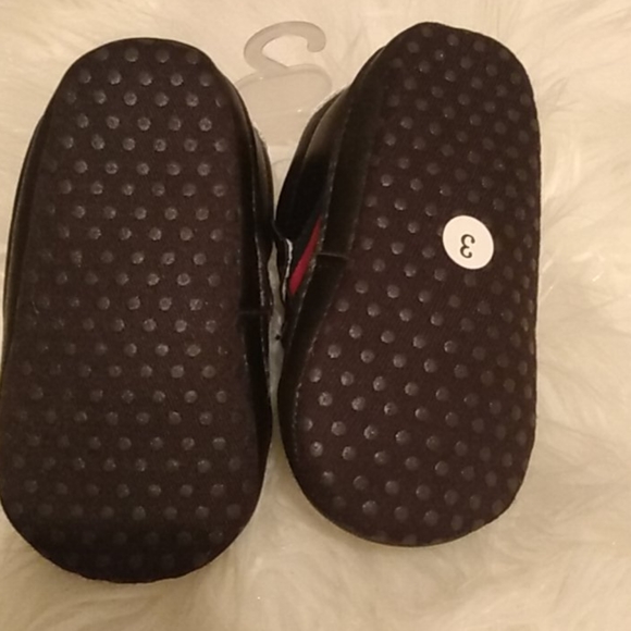 Black bee baby shoe - Picture 6 of 6